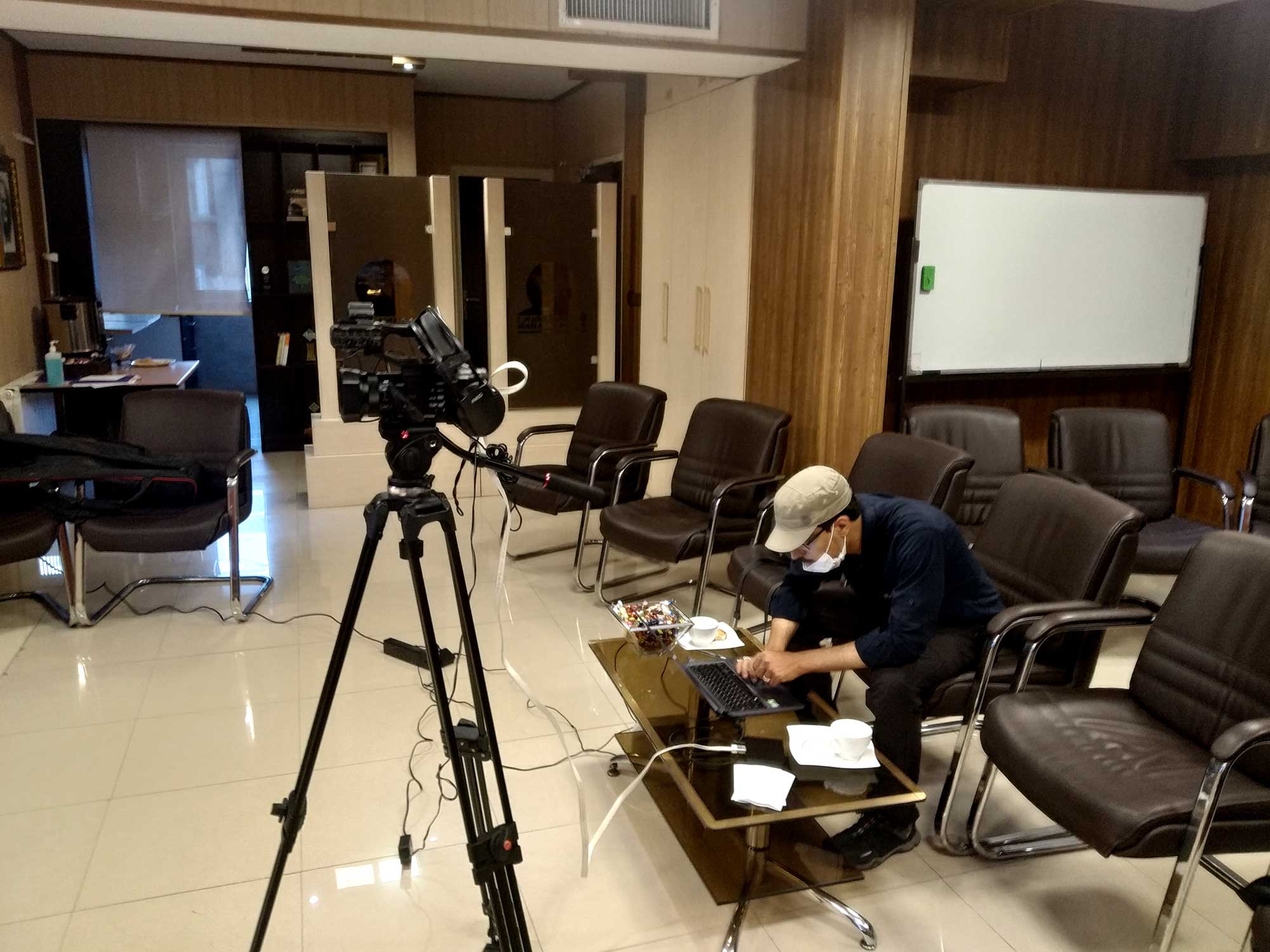 Iranmine
Planchee
خانه معدن ایران
پلانچی
پخش زنده