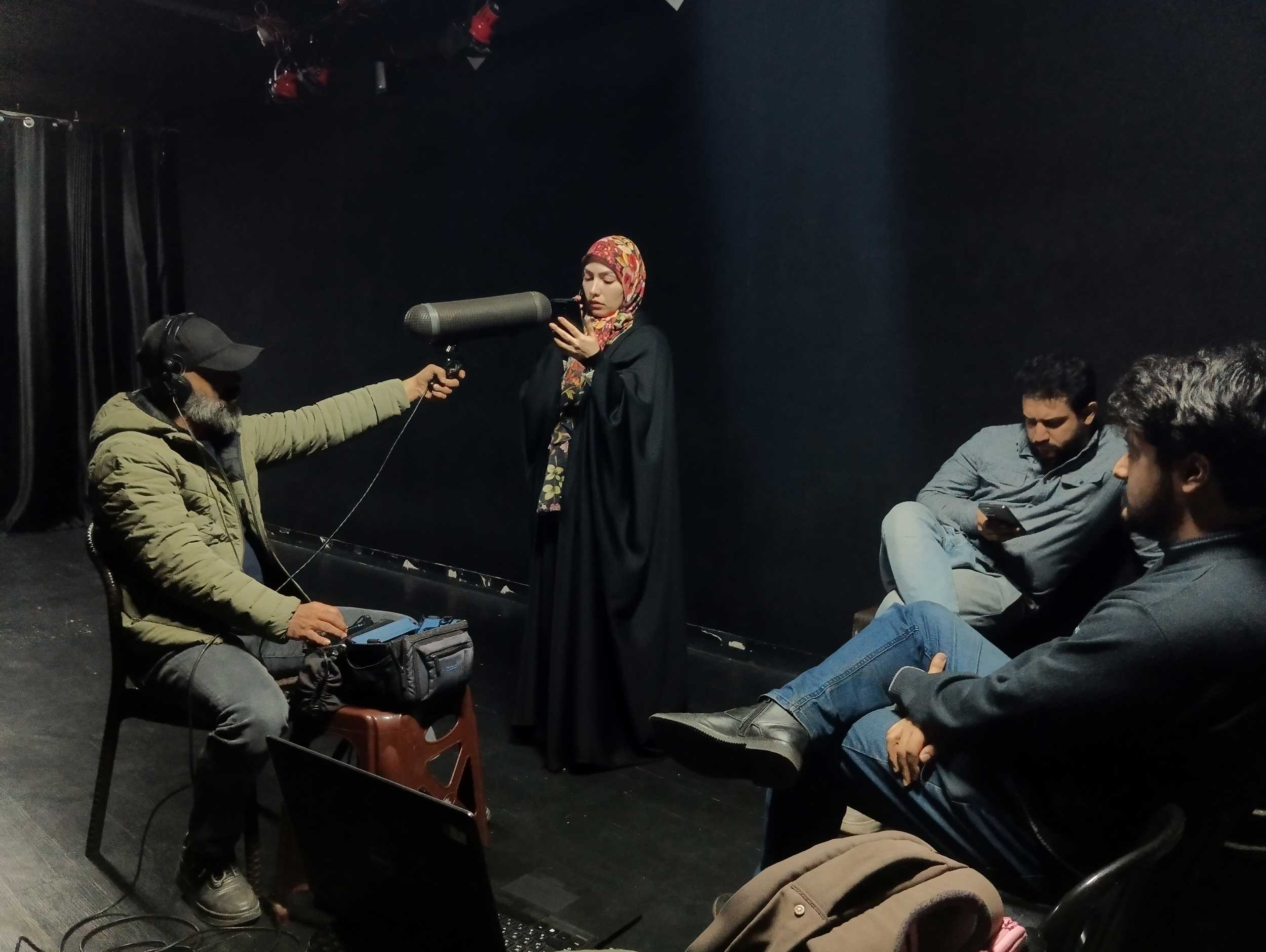 پس تولید فیلم کوتاه شکستنی
امیرحسین فرخ
سینا رضایی
سجاد ولد خانی
ایرج نوروزی